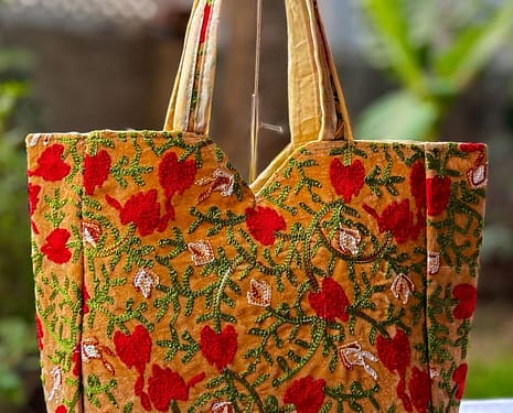 *Antique Rajasthani bag*  Beautiful elephant print and kadi work canvas fabric single partition zip closure